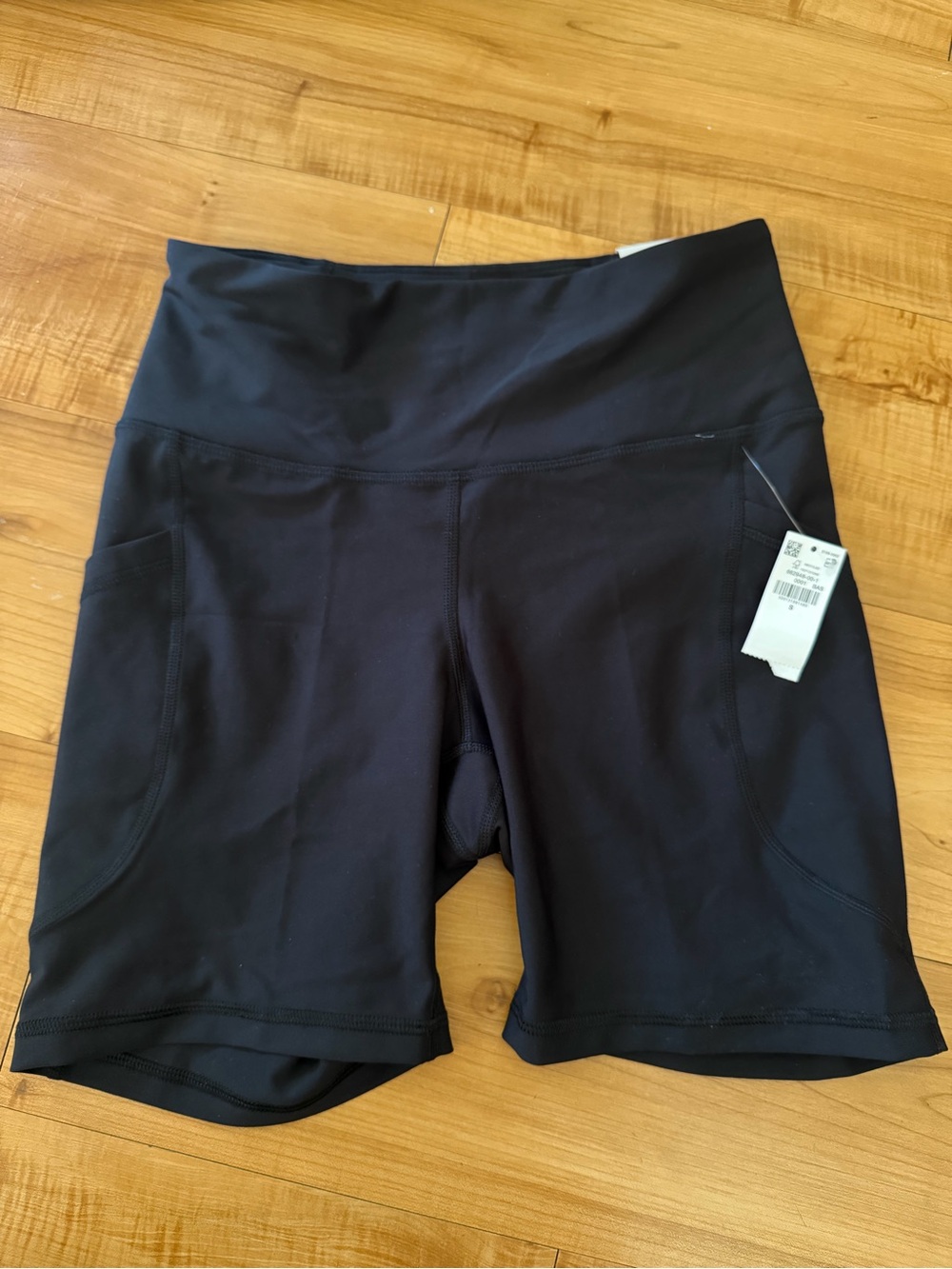 Old Navy Black High-Rise Bike Shorts with Side Pockets